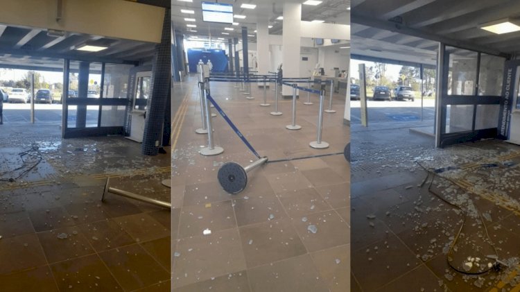 Cliente da Voepass perde voo, agride funcionário e quebra aeroporto no RS