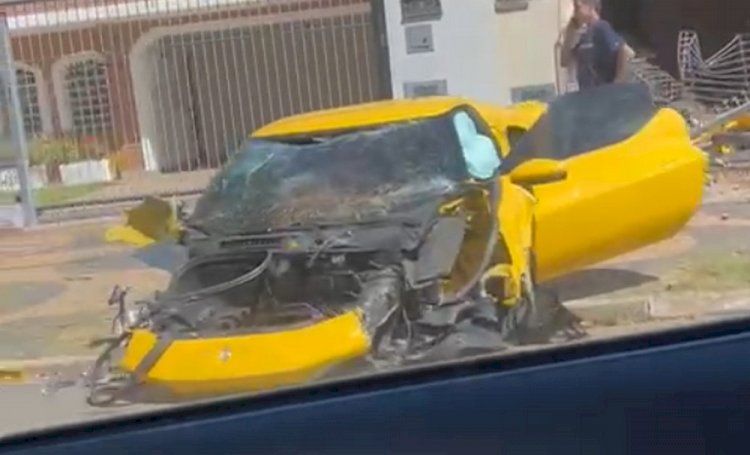 Vídeo: manobrista de loja destrói Ferrari de R$ 3,2 milhões em SP