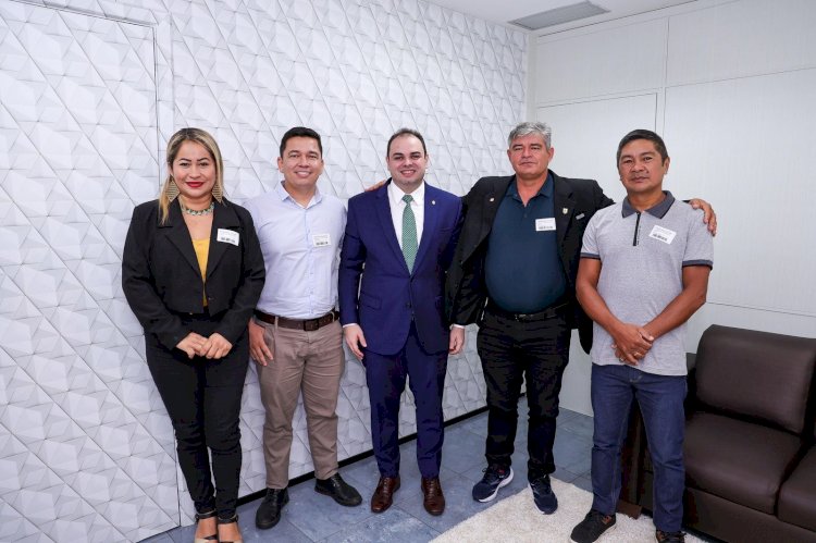 Presidente Roberto Cidade intervém junto ao Governo do Estado pela recuperação da estrada de Camanaus, em São Gabriel da Cachoeira