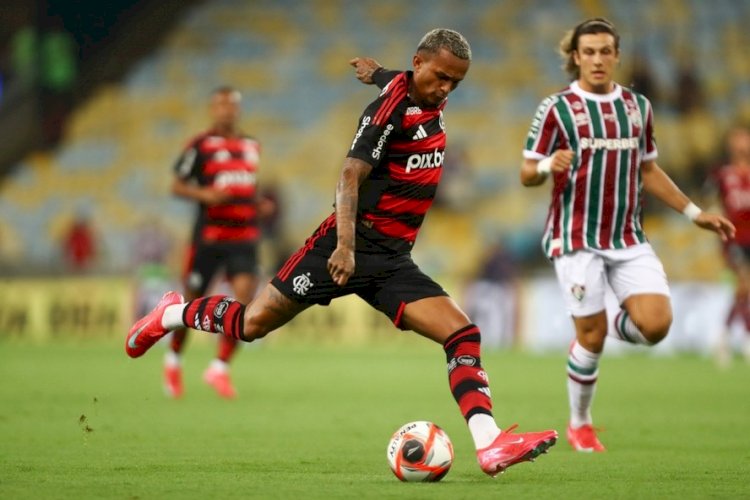 Flamengo supera o Fluminense e larga em vantagem na final do Campeonato Carioca