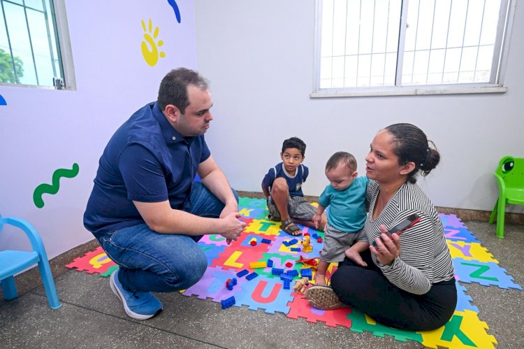 Deputado Roberto Cidade anuncia a destinação de R$ 5 milhões em emendas para atendimentos de crianças com TEA, durante entrega do CAIC Alexandre Montoril em Petrópolis