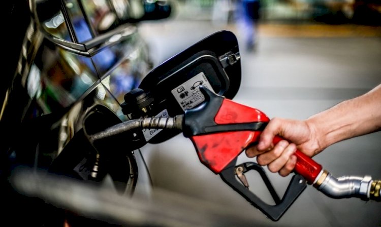 Menor preço e maior consumo? Como gasolina com 30?etanol afeta veículos